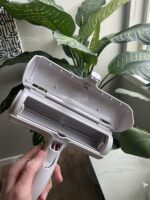 Brush with a handle for picking up pet hair - PetНair photo review