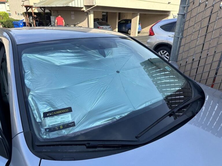 Click to view full screen Car umbrella / sunshade photo review