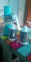 Πολυλειτουργικός τρίφτης κουζίνας Manual Grater » Murzl Πολυλειτουργικός τρίφτης κουζίνας Manual Grater photo review