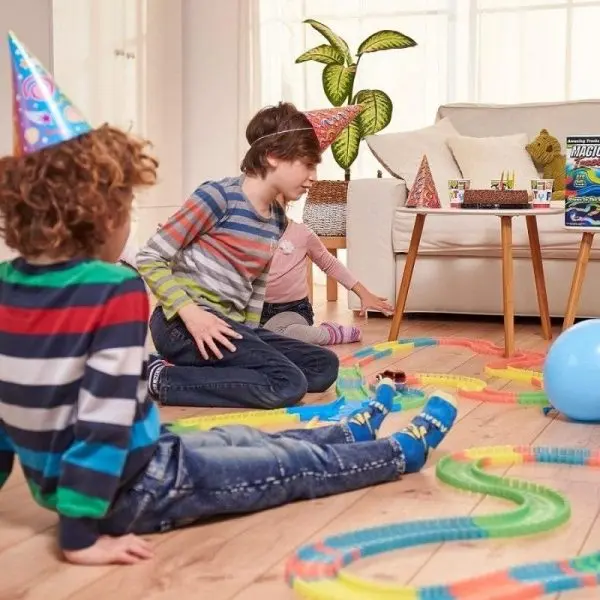 Παιδική πίστα με λαμπερό αυτοκινητάκι με LED - Children'sTrack » Murzl Παιδική πίστα με λαμπερό αυτοκινητάκι με LED - Children'sTrack - Image 2