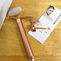 Δονούμενο κυλινδρικό ρόλερ προσώπου - Facial roller » Murzl Δονούμενο κυλινδρικό ρόλερ προσώπου - Facial roller photo review