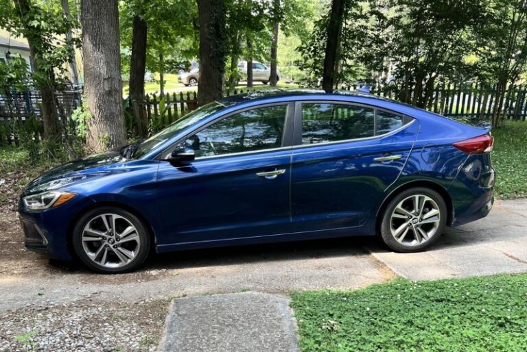 Protective spray for a car with a ceramic coating - CarSpray photo review