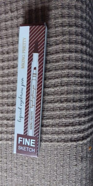 Click to view full screen Eyebrow pencil with microblading effect - Fine brows photo review
