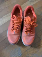 Πάστα Καθαρισμού Λευκών Παπουτσιών – PasteWhiteShoes » Murzl Πάστα Καθαρισμού Λευκών Παπουτσιών – PasteWhiteShoes photo review