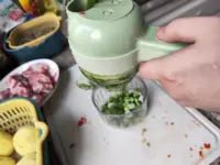 Ηλεκτρικός Πολυκόφτης με Φόρτιση USB – Food Chopper » Murzl Ηλεκτρικός Πολυκόφτης με Φόρτιση USB – Food Chopper photo review