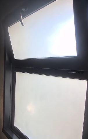 Click to view full screen Matte glass paint, 500 ml with roller, for frosting windows and glass doors – Matte Glass Paint photo review